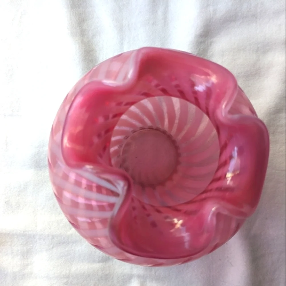 Vintage Cranberry Pink White Candy Cane Handblown Glass Vase Ripple Lip